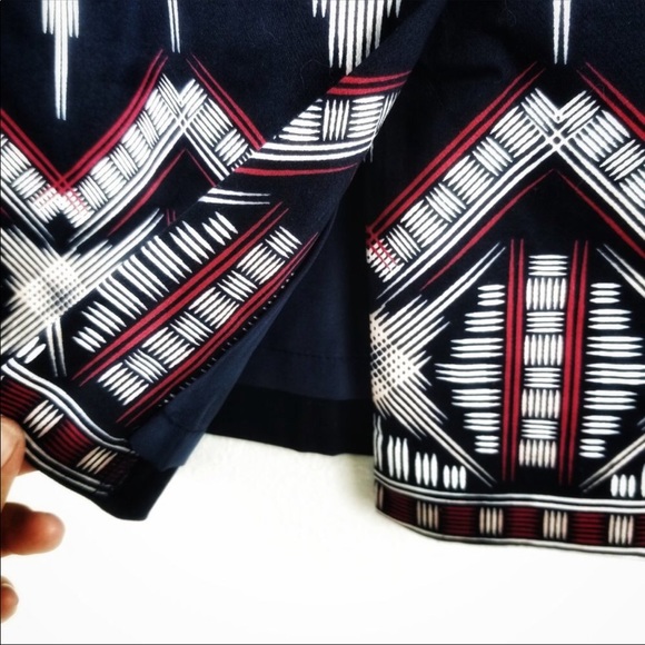 Ann Taylor Navy/White Aztec Pattern Pencil Skirt - Picture 3 of 5